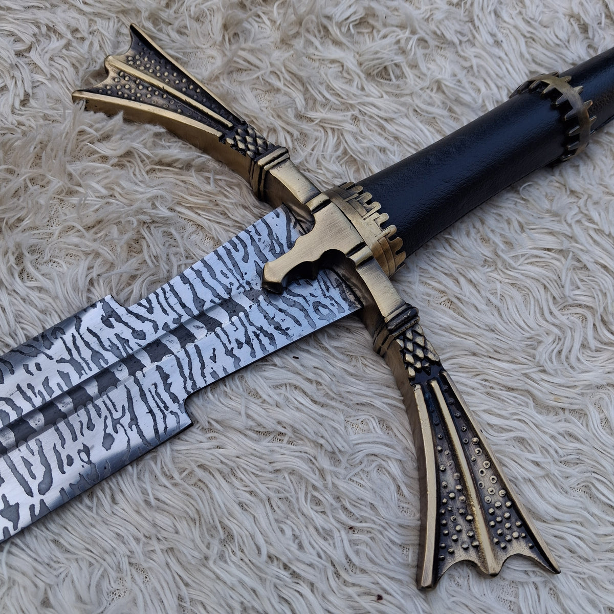 Daemon Targaryen Dark Sister Sword Replica – Premium Fantasy Display Collectible