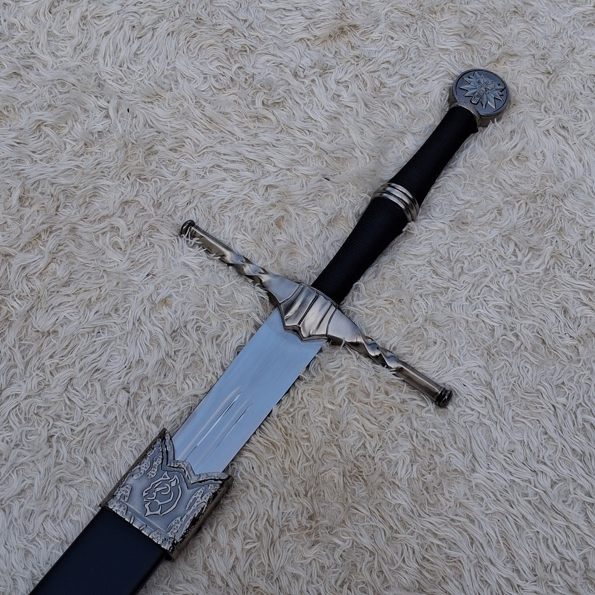 The Witcher 3 Wolf Sword Replica – Handmade Steel Fantasy Collectible Display Sword
