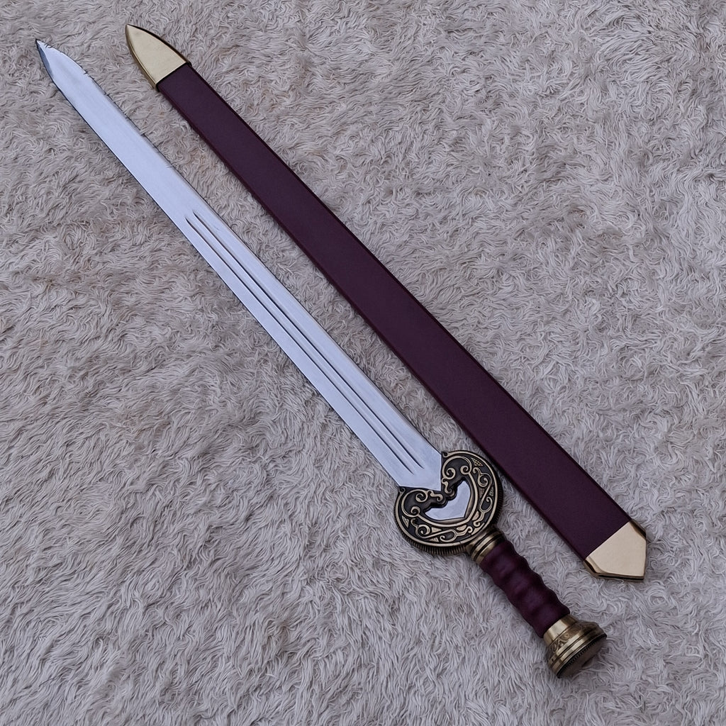 Herugrim Sword Replica – High Carbon Steel Fantasy Collectible with Display Plaque