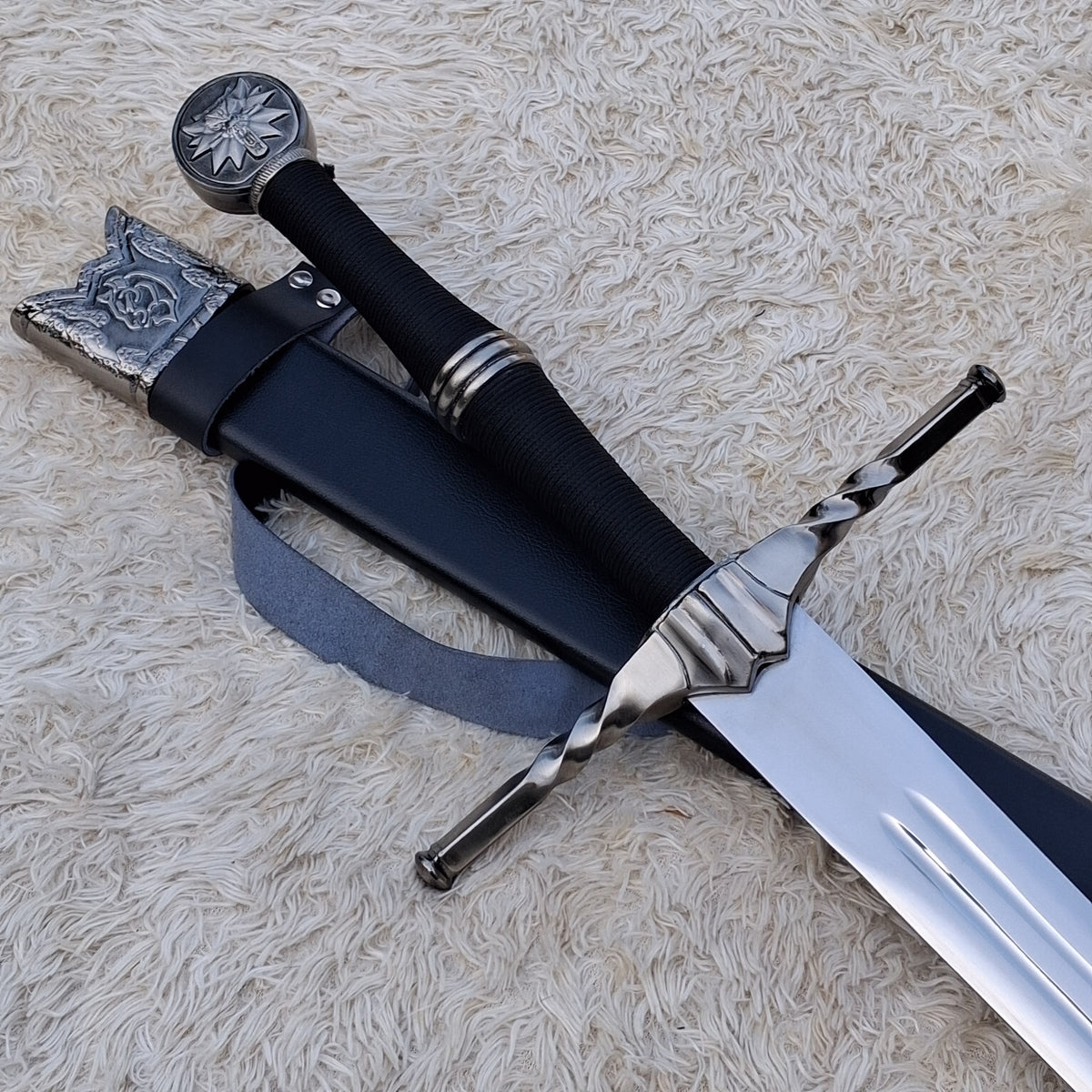 The Witcher 3 Wolf Sword Replica – Handmade Steel Fantasy Collectible Display Sword