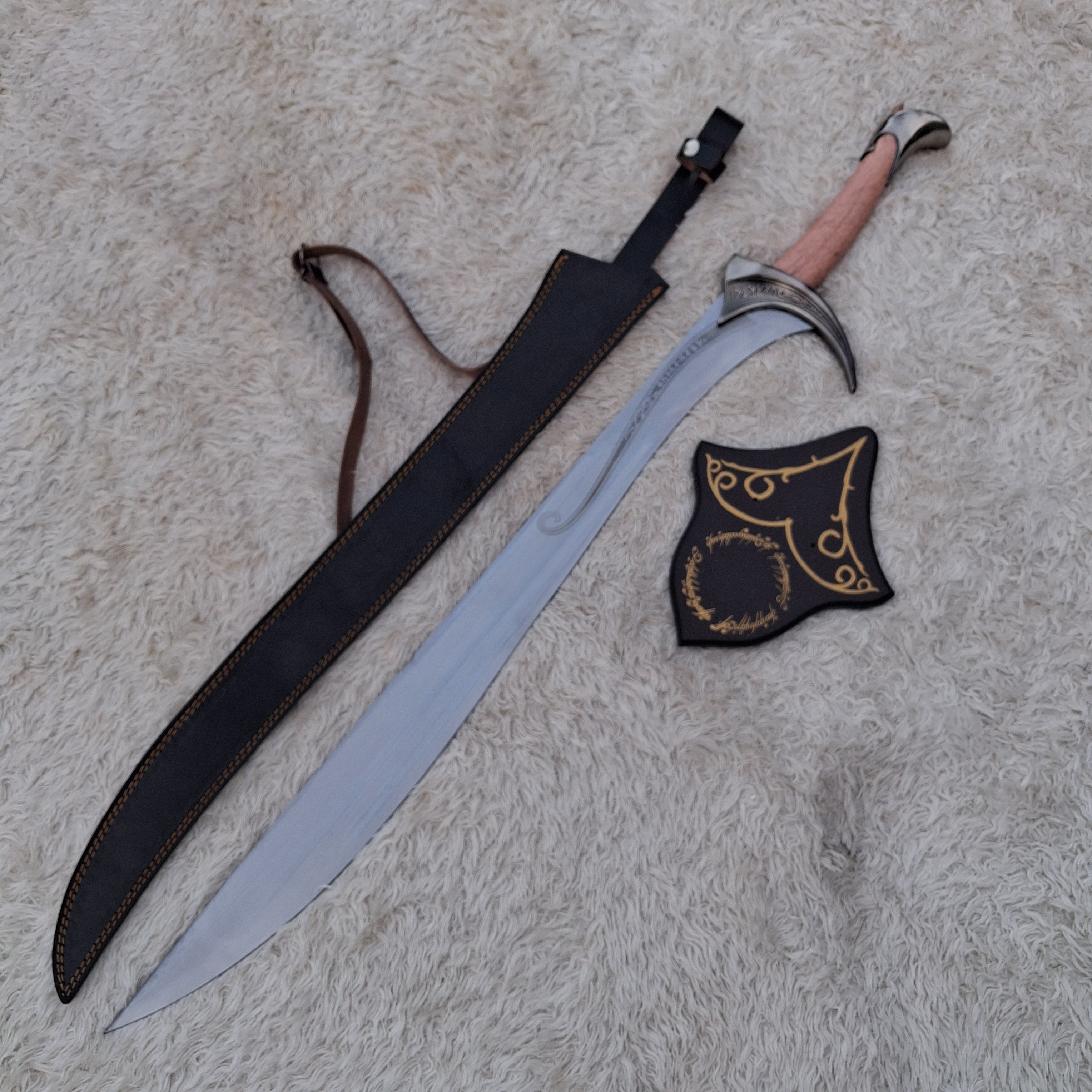 Orcrist Sword of Thorin Oakenshield Replica – High Carbon Steel Fantasy Collectible with Display Plaque