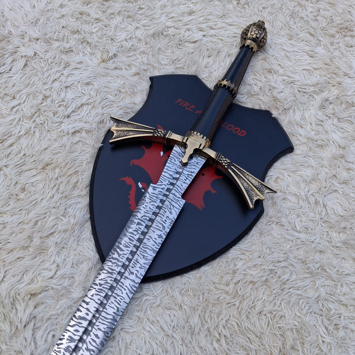 Daemon Targaryen Dark Sister Sword Replica – Premium Fantasy Display Collectible