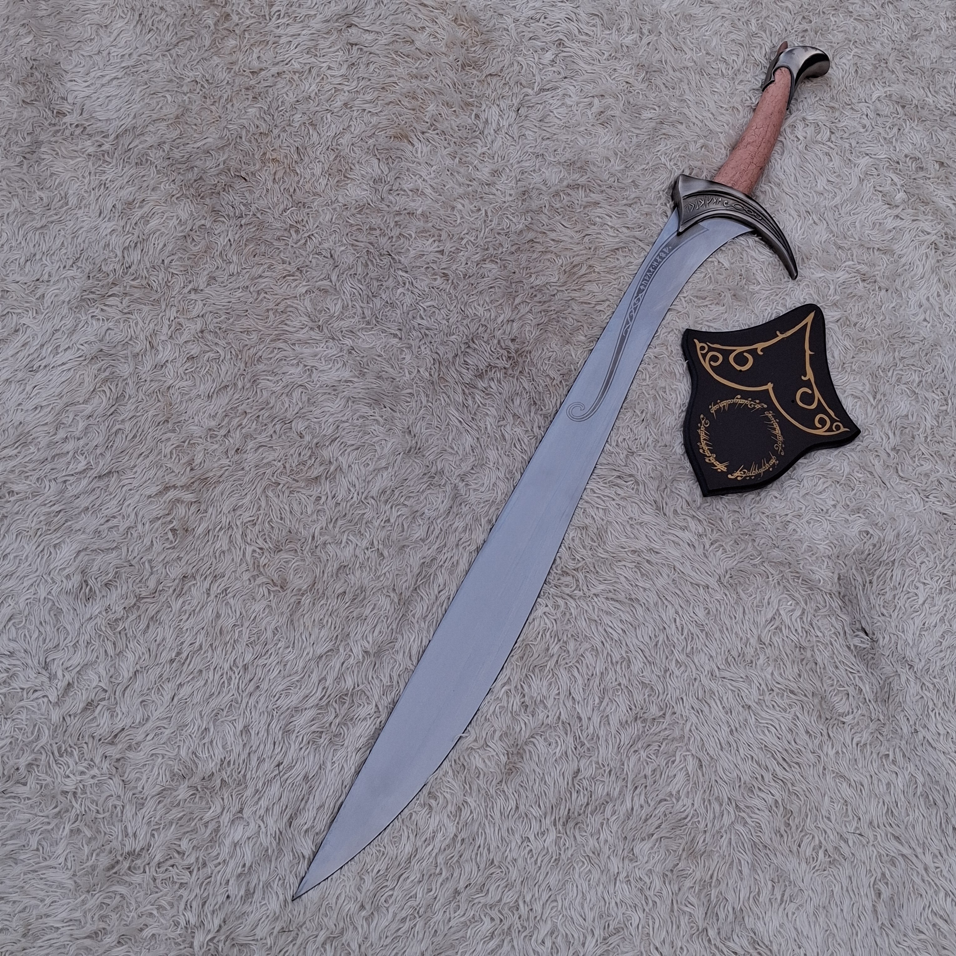 Orcrist Sword of Thorin Oakenshield Replica – High Carbon Steel Fantasy Collectible with Display Plaque